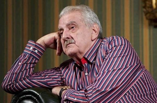 Prezident Ramiz Fətəliyevi təltif etdi&nbsp;