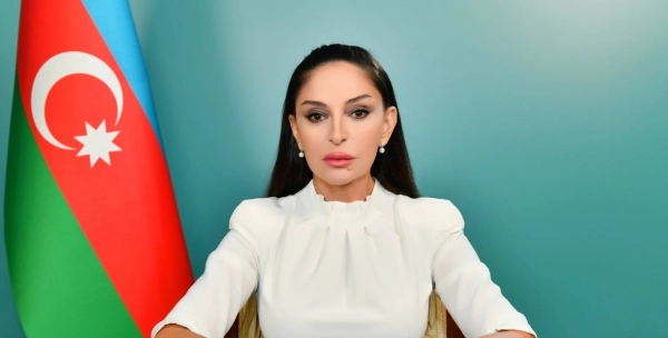  Ordumuzla qürur duyuruq! - Mehriban Əliyeva  