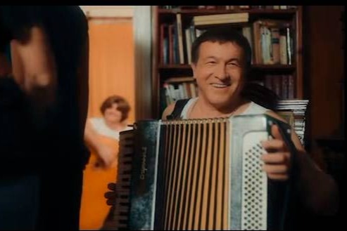 Araz Ağalarovdan oğluna qeyri-adi hədiyyə -  Video