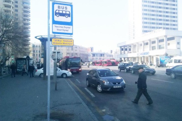 Paytaxtda 78 yeni yol nişanı quraşdırılıb - FOTO