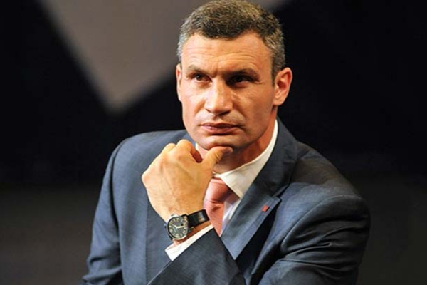 Kliçko Abutalıbovun təcrübəsini öyrənmək İSTƏYİR
