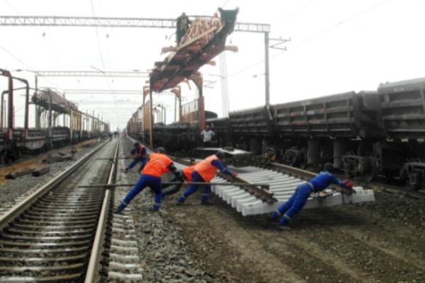 Azərbaycanda 11 km dəmir yolu əsaslı təmir olunur
