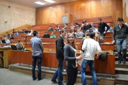 Ukraynada təhsil müəssisələrinin fəaliyyəti dayandırılıb - Təbii qaz böhranı