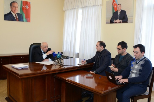 Abid Şərifov: Komissiyanın ilk iclasında verilən tapşırıqların vaxtında yerinə yetirilməsinə ciddi nəzarət olunacaq