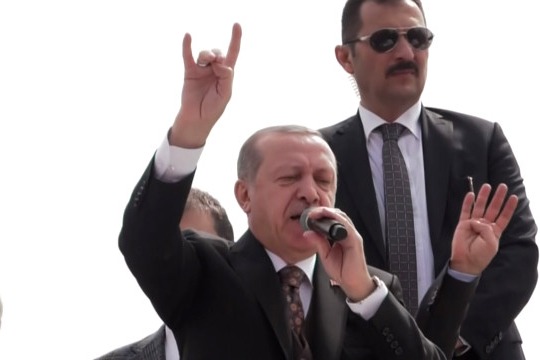 Ərdoğan ilk dəfə - Bozqurd işarəsi ilə ... - VİDEO