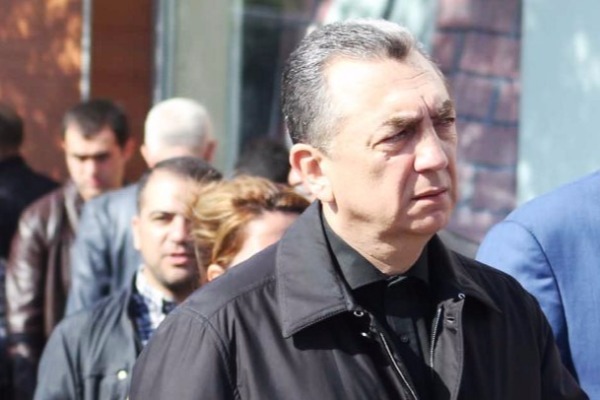 Eldar Əzizov su basan rayonların icra başçılarını ƏRAZİLƏRƏ ÇAĞIRDI