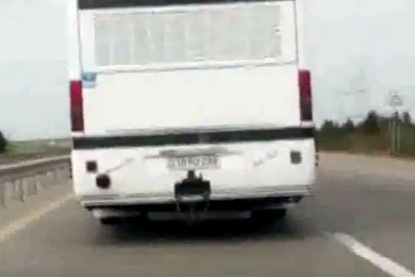 Magistralda 160 sürətlə "uçan" avtobus - VİDEO