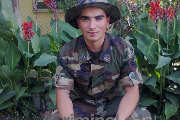 Aprel döyüşlərinin qəhrəmanı özünü öldürdü - FOTOLAR