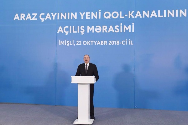 Prezident İlham Əliyev İmişli rayonunda Araz çayının yeni qol-kanalının açılış mərasimində iştirak edib