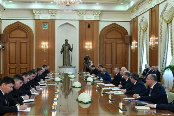 Prezident: Azərbaycan və Türkmənistanın yüksək inkişaf səviyyəsi, sabitlik nümayiş etdirməsi...
