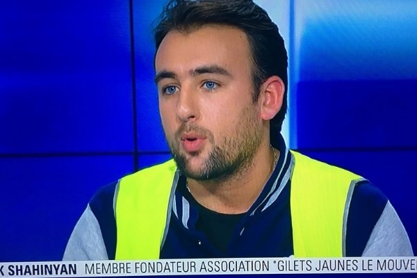 Fransadakı etiraz aksiyalarının təşkilatçılarından biri ermənidir