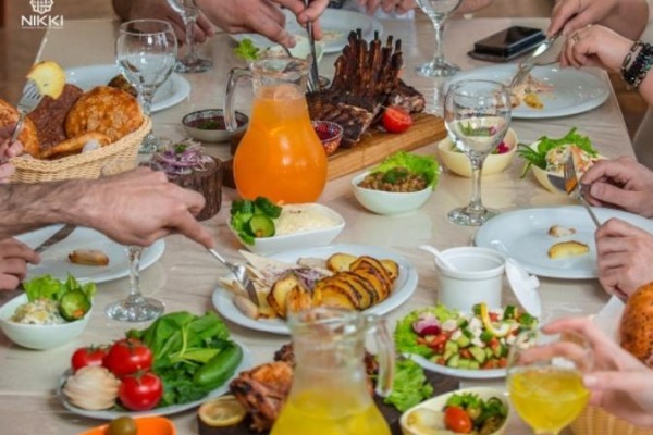 Nazirlikdən restoran sahiblərinə CİDDİ XƏBƏRDARLIQ: ən yüksək cərimələr tətbiq ediləcək