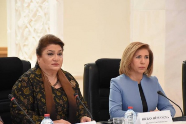 “Qadınların 30%-i dövlət sektorunda işləyir” - Komitə sədri