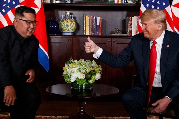 Trampla Kim Çen In Vyetnamda görüşə bilər