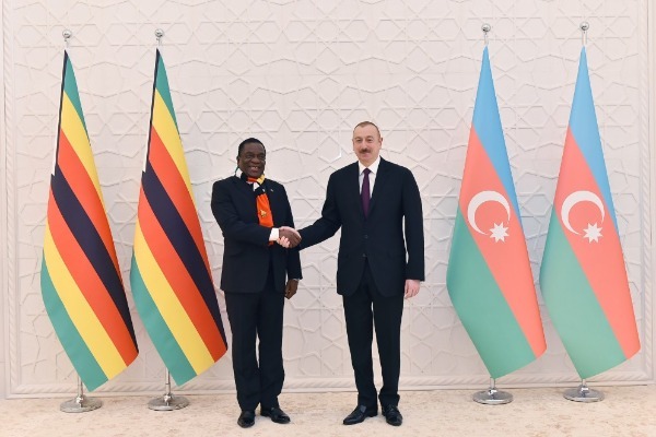 Azərbaycan və Zimbabve prezidentlərinin görüşü oldu