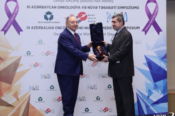 Akademik Cəmil Əliyevə BMT-nin “Elm və sülh elçisi” fəxri mükafatı təqdim edilib