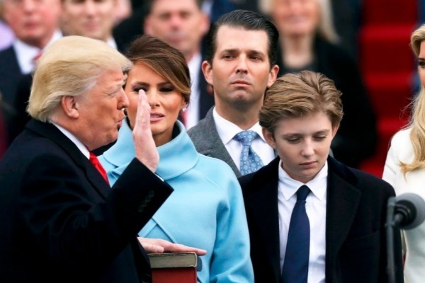 Prokurorluq Donald Trampın inauqurasiyasına ianə edilən 900 min dollarla maraqlanır