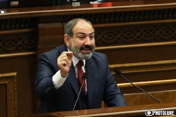 Paşinyan: “Qarabağda müharibəyə hazır olmalıyıq”