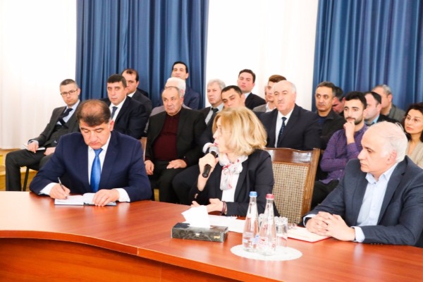 Ekologiya və Təbii Sərvətlər Nazirliyində sahibkarlarla görüş keçirilib