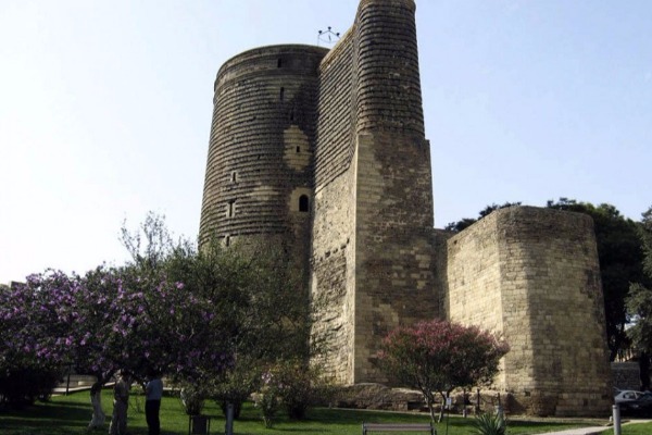 Qız qalası MDB məkanında beş ən populyar romantik yerdən biridir