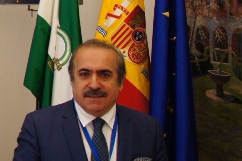 Rafael Hüseynov: Sosial mediada azadlıqla azğınlığın sərhədləri dəqiq müəyyənləşdirilməlidir