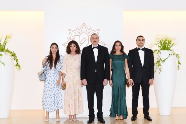 Ümummilli lider Heydər Əliyevin anadan olmasının 96-cı ildönümünə və Heydər Əliyev Fondunun yaradılmasının 15 illiyinə həsr olunmuş təntənəli mərasim keçirilib