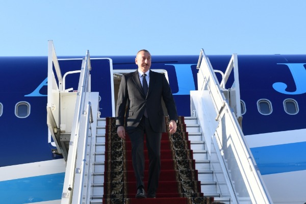 Prezident İlham Əliyev Rusiya Federasiyasına işgüzar səfərə gəlib