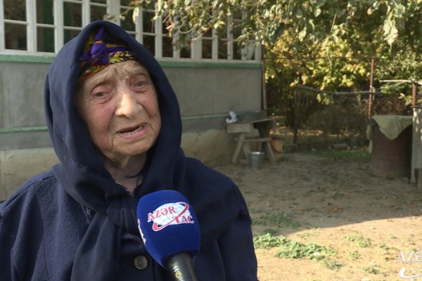 70 yaşlı gəlin, 80 yaşlı oğul, 105 yaşlı ana