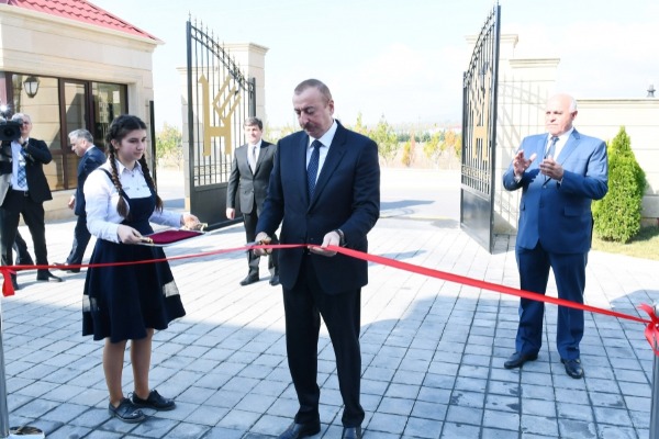 Prezident İlham Əliyev “Azərxalça” ASC-nin Qəbələ filialının açılış mərasimində iştirak edib