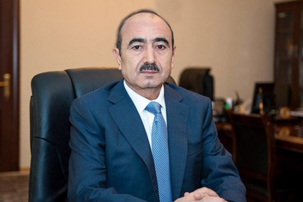 Qoşulmama Hərəkatı, Azərbaycanın milli maraqları və antimilli müxalifətin bəsit təfəkkürü