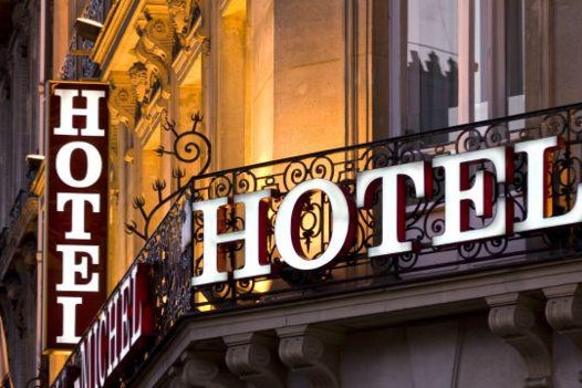 3 günlük yeni il tətili üçün 7765 manat qiymət “oxuyan” hotel hansıdır?