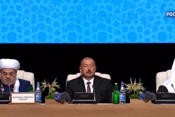 “Rossiya-24” telekanalının “Hakimiyyət formulu” verilişinin növbəti qonağı Şeyxülislam Allahşükür Paşazadə olub