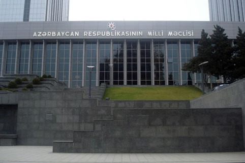 Deputatlığa 394 nəfərin namizədliyi qeydə alınıb