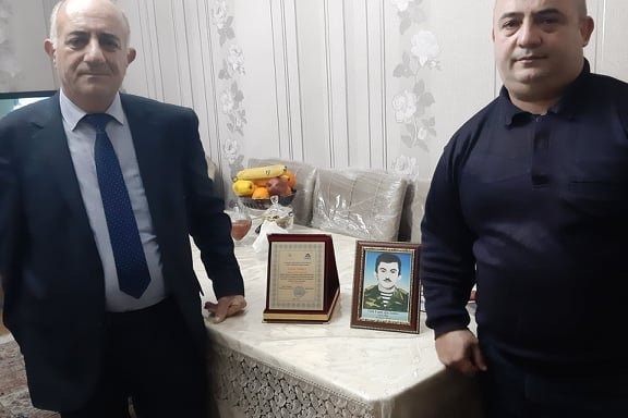 45 saylı Abşeron seçki dairəsindən deputatlığa namizəd Cəmil Dadaşovun Abşeronda seçicilərlə görüşləri davam edir.