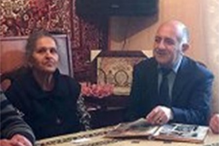Deputatlığa namizəd Cəmil Dadaşov daha bir şəhid ailəsi ilə görüşdü