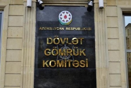 “Qiyməti artıran sahibkardır, ya gömrük?”