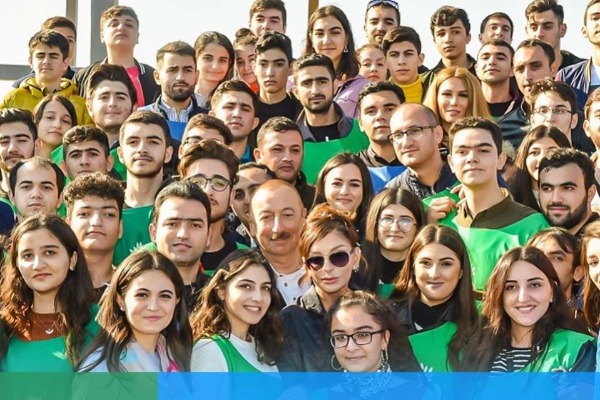 Əhali ölkə başçısına minnətdardır: “Hər zaman belə uca olasınız, cənab Prezident!”       MƏKTUBLAR