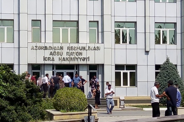 Ağsuda məmur özbaşınalığı Ləngəbiz sakinlərini dövlətdən narazı salır -      VİDEO