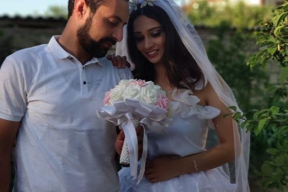 Bakıda cütlük karantinə rəğmən toy etdi