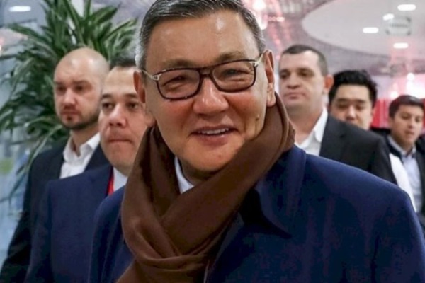 “Qara Qafur”un 7 milyon dollar pulunu mənimsəyən kimdir?        “Maybash”