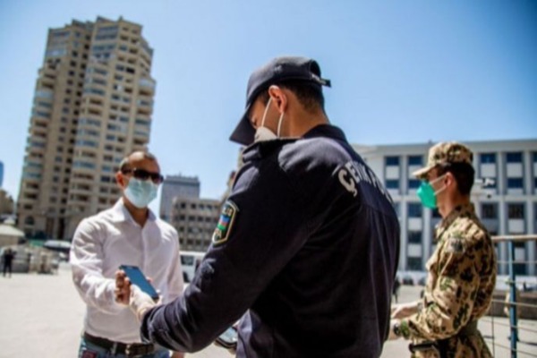 Karantinə nəzarət edən polislər vəfat etdi