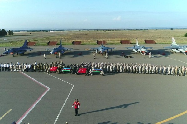 Türkiyənin F-16 təyyarələri Azərbaycana gəlib