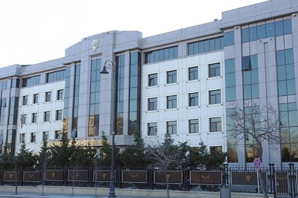 Bakıda polis karantini pozanları belə cərimələdi... -         VİDEO