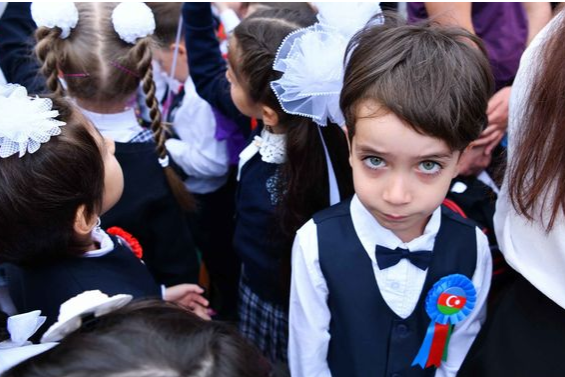 Məktəblərə yeni dərs ili ilə bağlı          TƏLİMATLAR VERİLİB