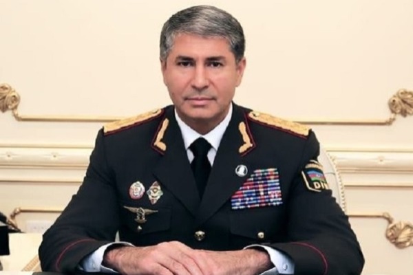 Vilayət Eyvazov Kəramət Böyükçölə görə atasına zəng edib