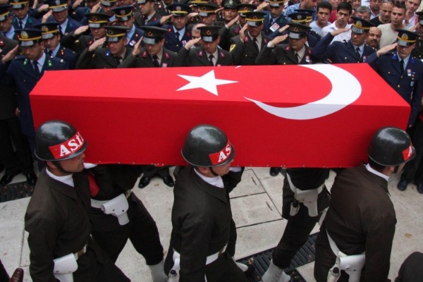 SON DƏQİQƏ: ACI XƏBƏR GƏLDİ - Türkiyə-İran sərhədində dəhşətli atışma, ŞƏHİDLƏR VAR
