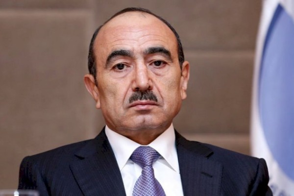"İmkan verin dərdlərimlə baş-başa qalım!" -        ƏLİ HƏSƏNOV