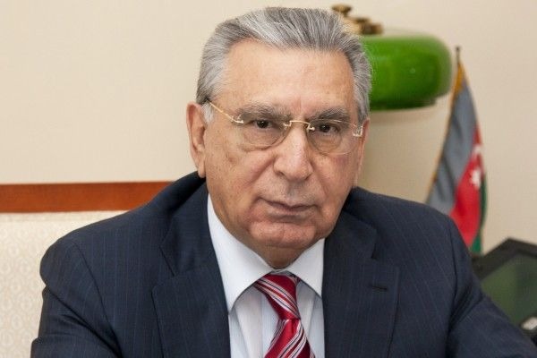 Ramiz Mehdiyev bu rayonda meşə zolağını ələ keçirib
