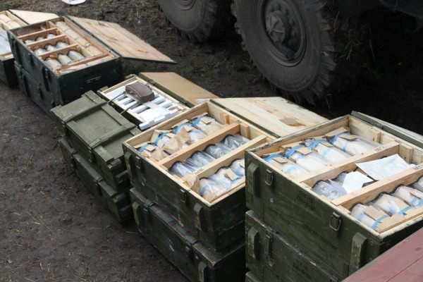 Франция через Иран направила вооружение Армении