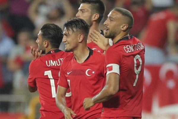 Türkiyə ilk qələbəsini Rusiya üzərində qazandı